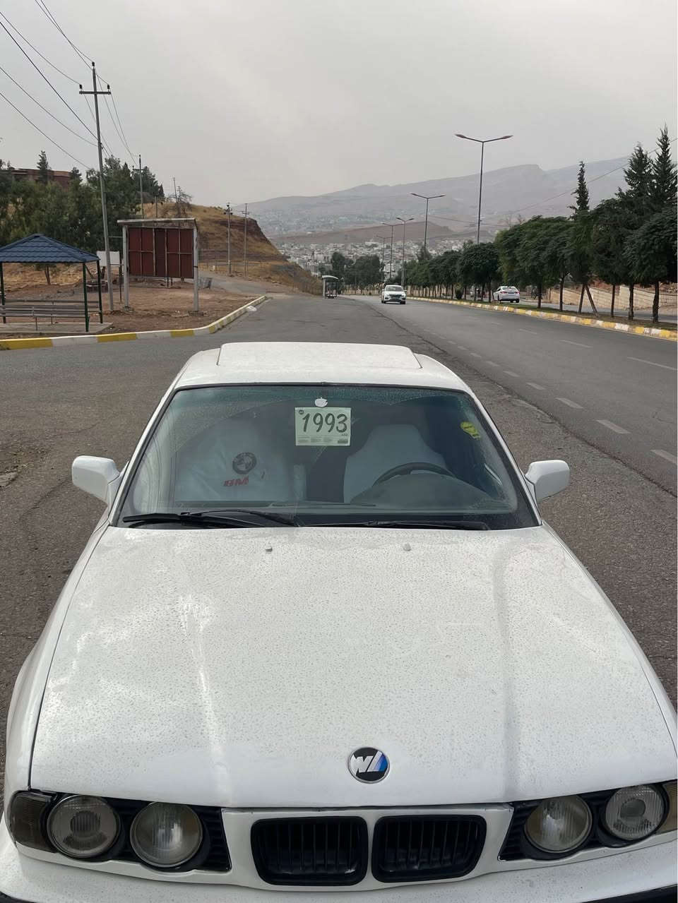 بي ام ٥٢٠i • موديل ١٩٩٣ • رقم سليمانية
