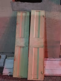 ابواب محلات • ٤ قطع • نظيفه