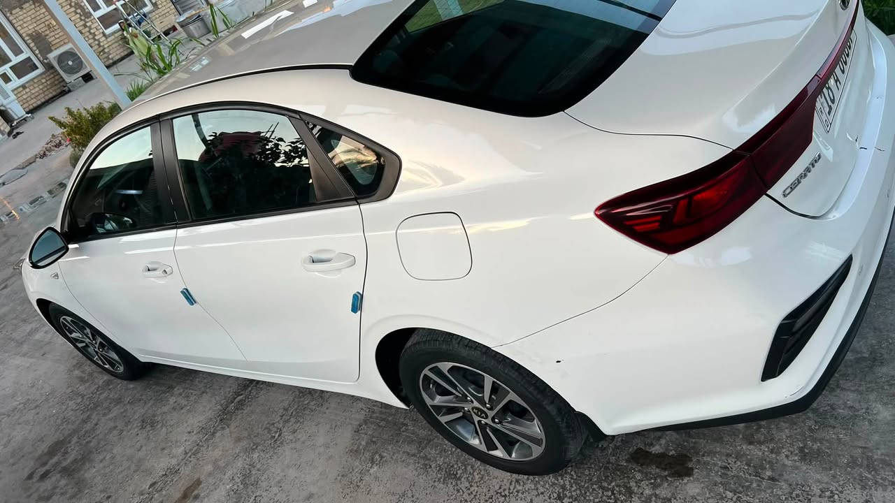 السلام عليكم 

كيا سيراتو خليجي موديل 2019
رقم بابل باسمي سنويه لل36
محرك 1600دوش گير At شركه 
بدون دوانز تمامآ
السياره نضيفه وخير من الله 
بيها جاملغين تصليح درجه اولى وبنيد مبدل 
السياره بالحقيقه احلى من الصور 
السعر 120 وبيها مجال
***********
مكاني بغداد القادسيه ساحة قحطان
