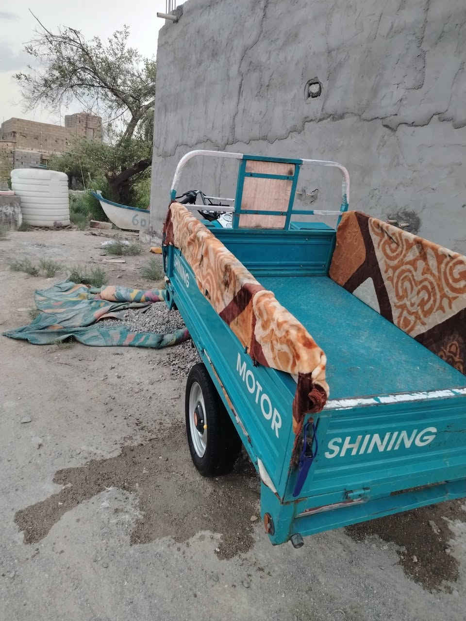 سلام عليكم ستوتة كربلائية فحل مديل23  وكيلها العشار ستوتة غراغها موجودة كلهن مكاني بصرة كرمة علي***********
