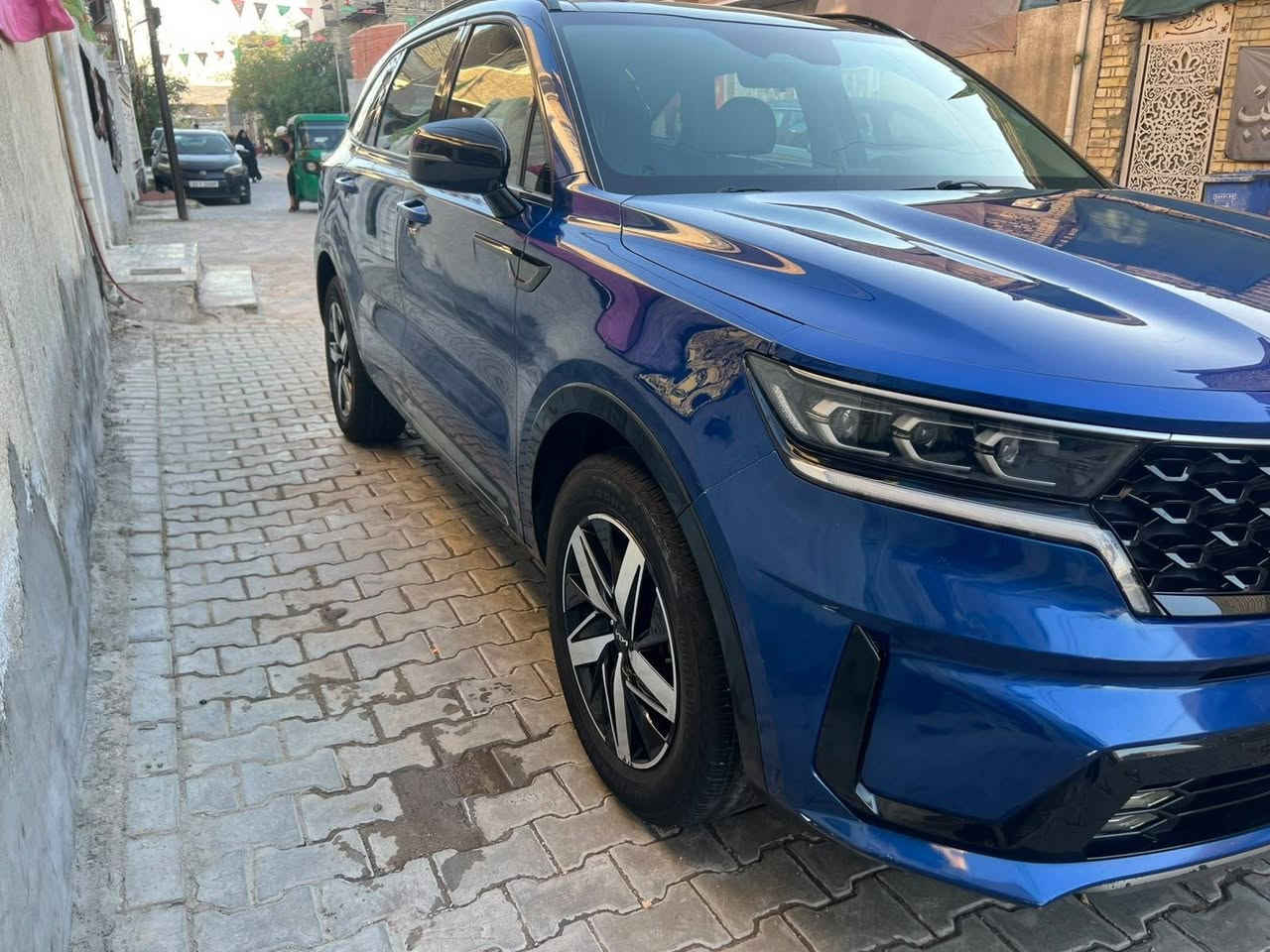 كيا سورنتو 2023 فول مواصفات وارد امريكي حادثه بس المقدمة الي قبل  البنيد الفايبر كلاس وبينه بارد كد اصبع مقدمة البنيد فول مواصفات رقم اربيل 
السعر 20000$
الشرائح يتصل ***********
