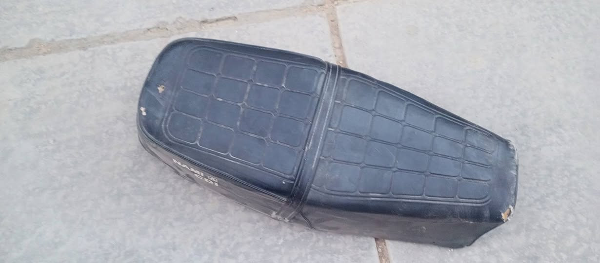 السلام عليكم غراض نامه للبيع كله اصلي
صالنصه +ويل خلفي ويل امامي +دبلات خلفي دبلات امامي +عربانه +كشن السعر 75او بيها مجال للشراي رقمي ***********واتساب فقط
