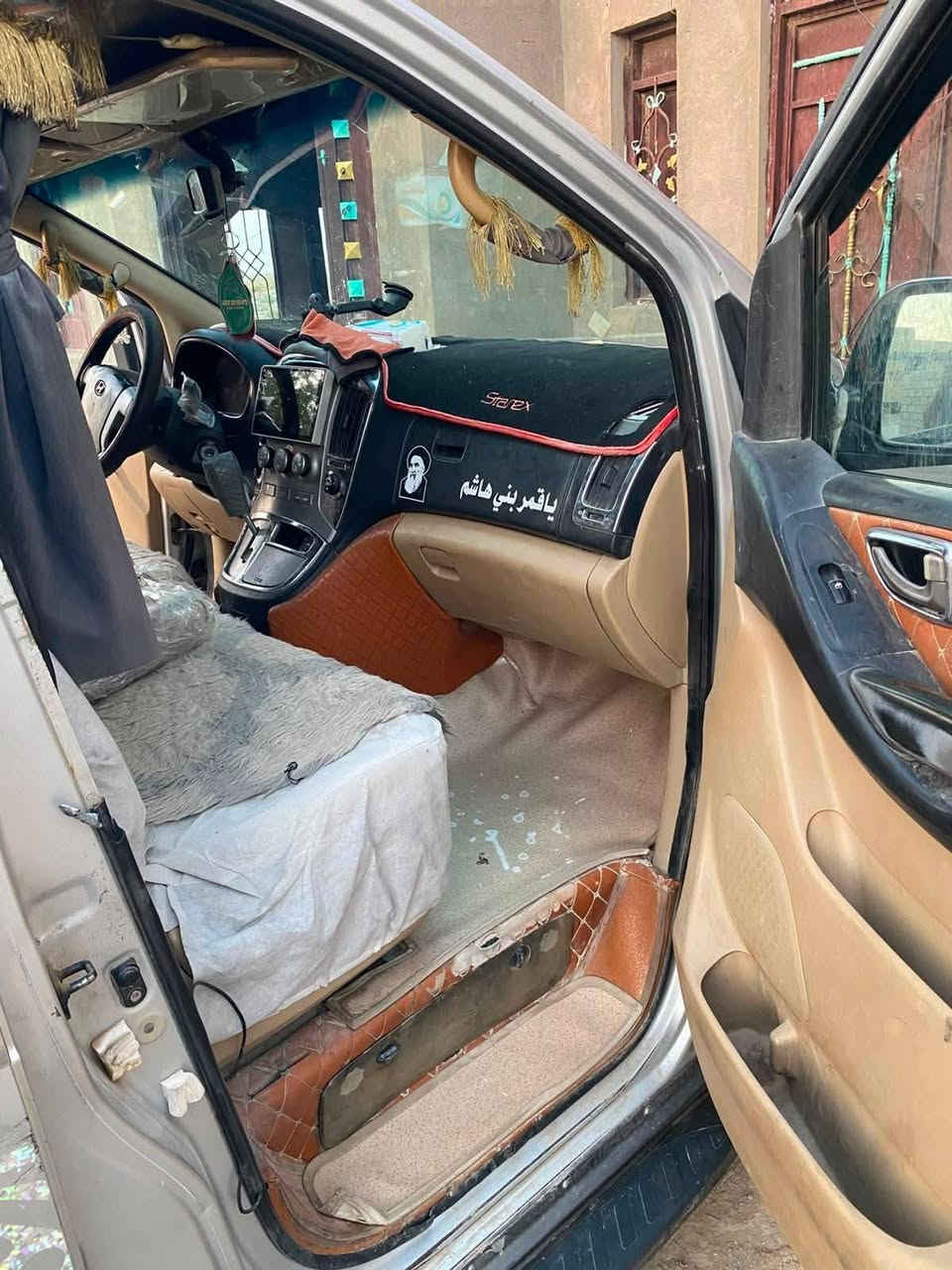 السلام عليكم سياره ستاركس للبيع موديل ٢٠٠٩ رقم نكليزي  سياره باسمي مداور ثاني يوم  تبريد شرط شواصي شرط دوشمه جديده تخم تاير جديد حداديه ع شرط
(محور سبلاين كير اوتماتيك) محرك وكير ع شرط  كشر مكفول شرط سونار 
السعر   140 مكان السماوه 
***********
السلام عليكم سياره ستاركس للبيع موديل ٢٠٠٩ رقم نكليزي  سياره باسمي مداور ثاني يوم  تبريد شرط شواصي شرط دوشمه جديده تخم تاير جديد حداديه ع شرط
