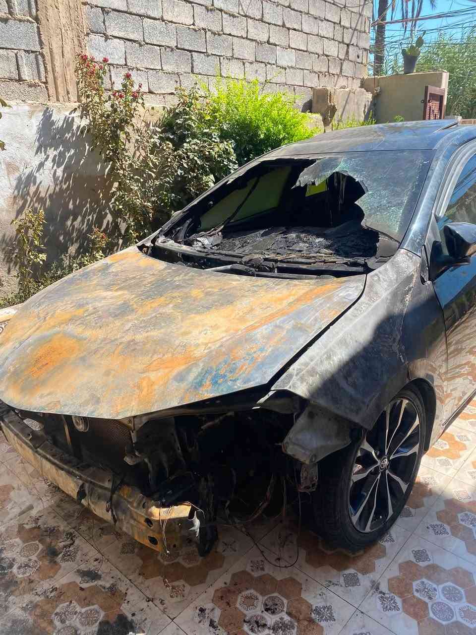 السلام عليكم 
كورلا وارد أمريكي موديل 19 رقم بغداد بسمي
تحويل مباشر فئةsفول مواصفات 

تعرظت الى حرق تماس بلمحرك على وكفته بلبيت
أبيع على هاي الوضعيه 

وناشر الفديو بلظرر  للبيع السعر70. وبيه مجال 

ت*********** عنوان ديالى  الخالص
