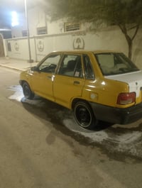 سيارة • للبيع • للتواصل