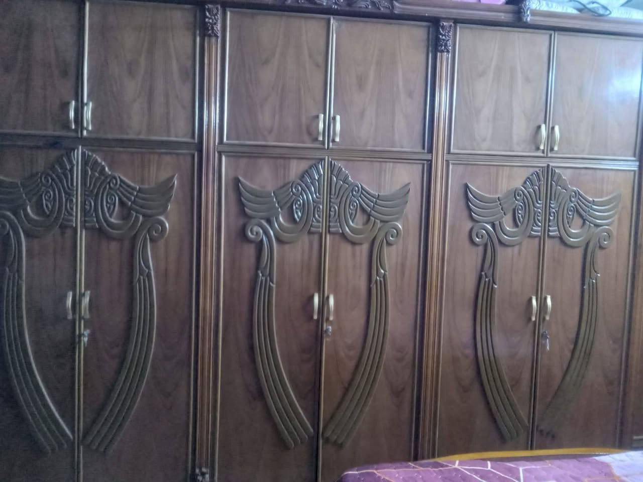 غرفه للبيع للاستفسار الاتصال ع هذه الرقم ***********
