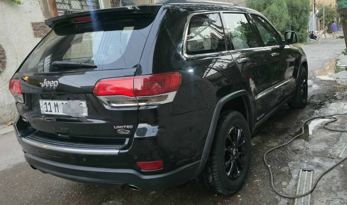 جيب ٢٠١٤ رقم بغداد 
السياره فول واحد على واحد بيه صبغ صفحه اليمنى السعر 145او بيه مجال بيع او امراوس الاستفسار الاتصال على *********** بغداد, العراق
