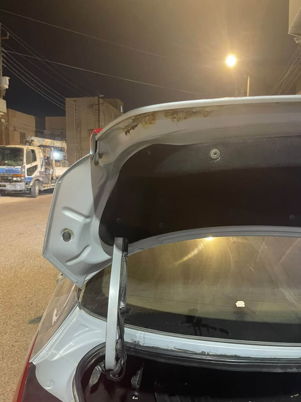 كياً اوبتيما خليجي مديل 20011 مكينه 2000دوش  بانوراما   باب خلفي ايمن مبدل بدون ضربه  تخمً تايرً جديد تبريد شغال مكينه حلوه. 
بيهاً. نظوح دهن من المشط 
غرفتهاً حلوه 
كشنً. كهربائي.  تدفئه وتبريد.  
بصمه 
مرايات شفط 
بصمه بيبان
رقمً بصره ب اسمنه
ب125وبيهاً مجال قليل 
شرط التحويل ***********
