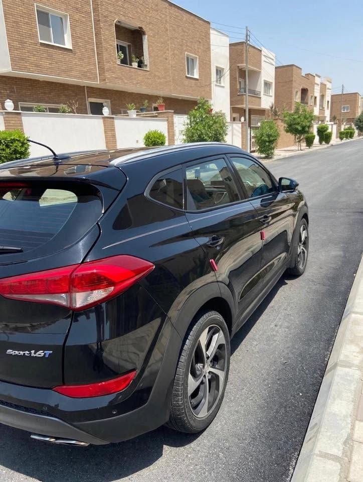 السلام عليكم توسان 16 وارد أمريكي محرك 1600 تيربو معلا كازكيت بانزين عادي بدون دوانز رقم بابل إنكليزي باسمي مراوس بكرفان من 12 وفوك وتساب *********** شعندك دز الخاص ما يشتغل عندي
