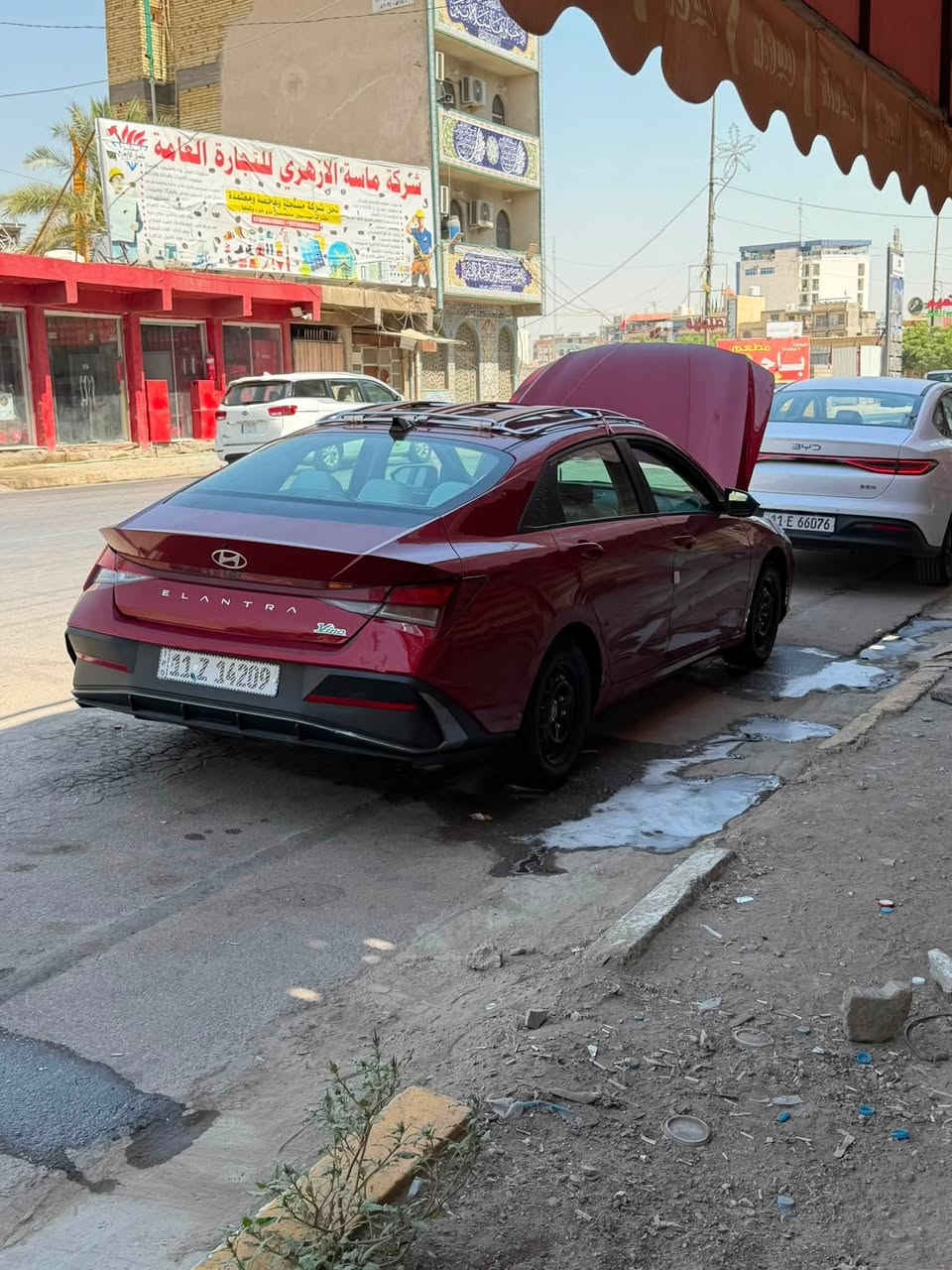 سلام عليكم النتر لبيع فقط مويل 25 سياره كلش حلوه حداث جكد بصيد سعر 163 وبيهه مجال قليل دوشمه عامه ماشيه 35 الف رقم ***********  موجود واتساب 
حداث كلين سياره كلش كلش حلوه
صوره لحادث داخل لمنشور 
تصل واني خادم  مامتواجد ع راسل
