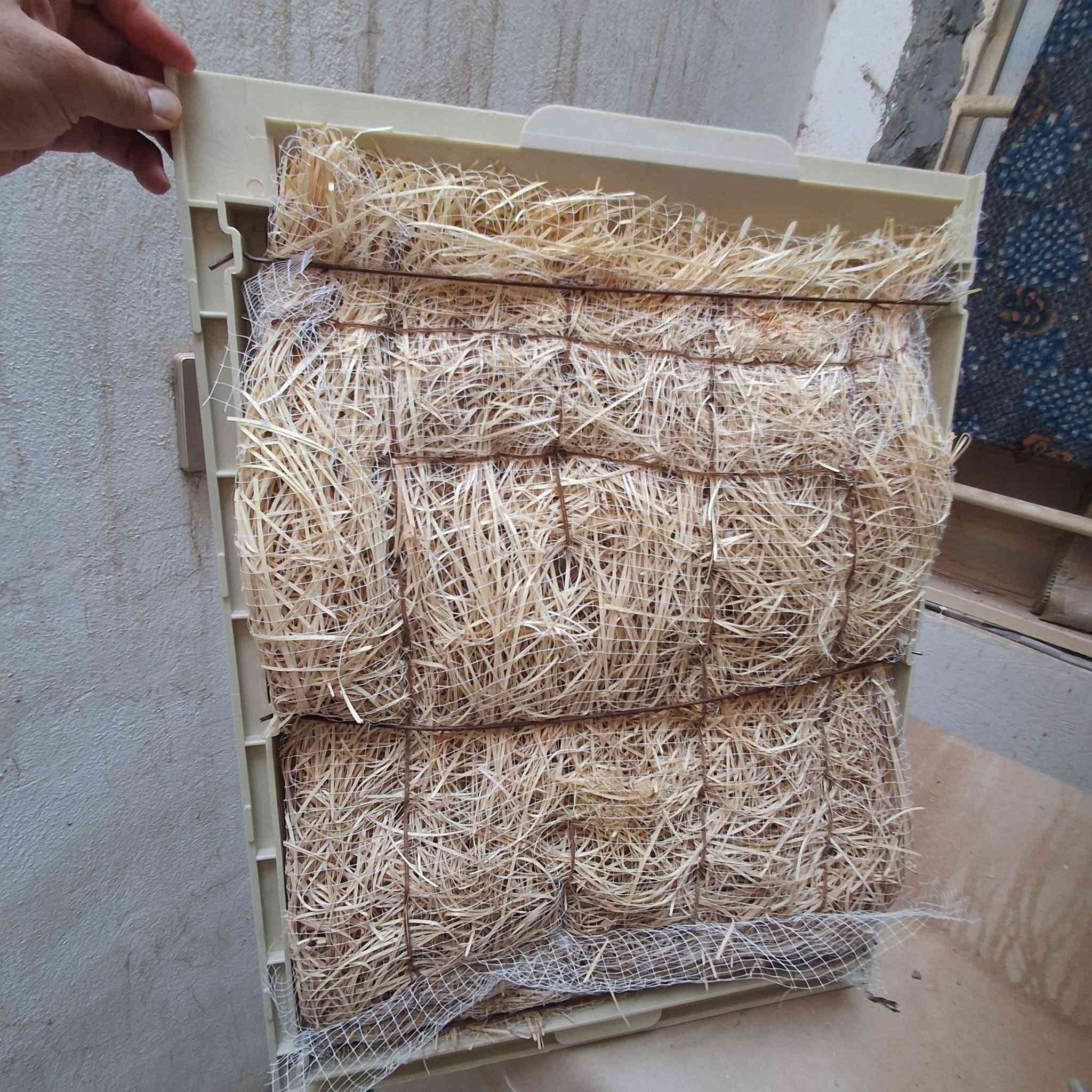 سلام عليكم للبيع مبرده جديده صارلي اسبوع من خذتها مالت معتاز سعر ب ١٠٠ مكان نجف قرب مسجد السهله ***********

