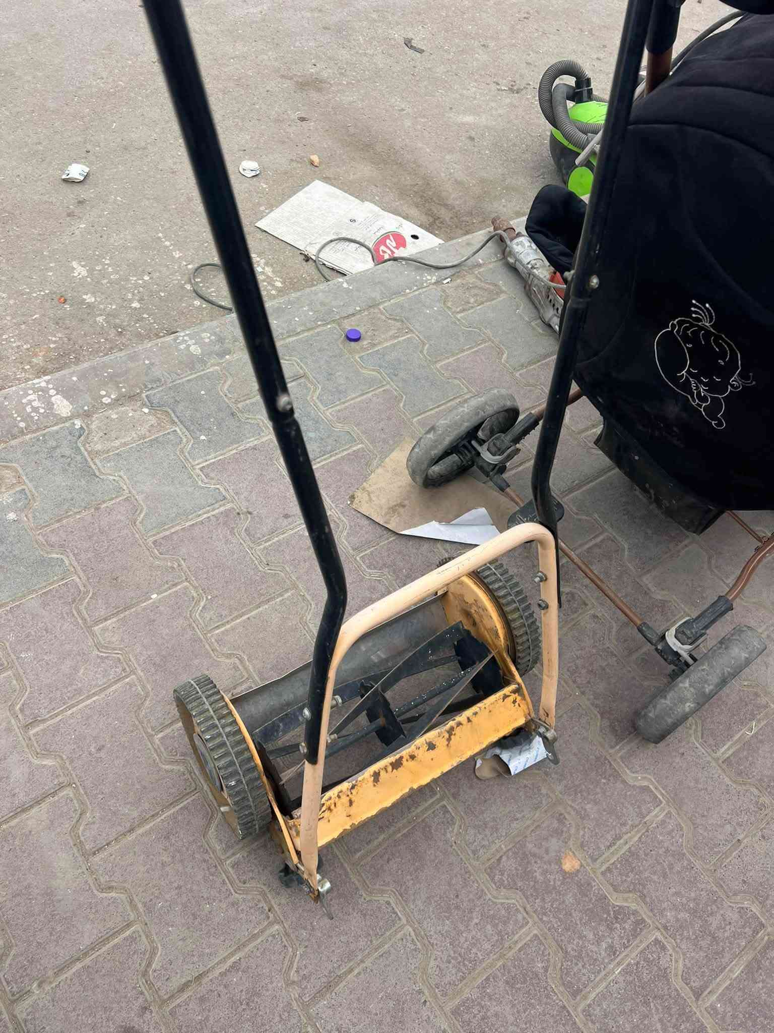 غراض نظيفة • للبيع • كل قطعة