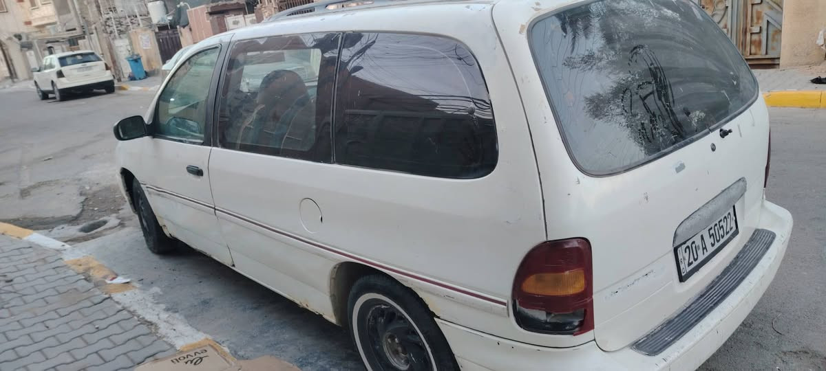 سياره فورت وندر استارت مودل ١٩٩٥رقم دياله انكلزيسياره اي عيب مابي محرك كير كامري حاويه لوك داخل دوشمه جلد جديد ٢٨بيمجال بصيط مكاني دياله  خانقين بارميل رقم ***********
