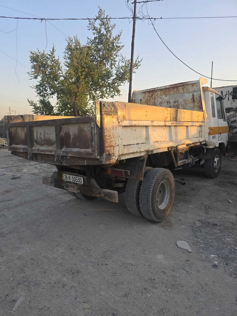 نيسان قلاب للبيع
مكينه كير مكفولات
تخم تاير جديد
تحويل ثاني يوم رقم انكليزي 
حدادية جديده 
العنوان بغداد

اني مكلف بالنشر

***********
