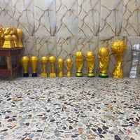 من رخصه صاحب الكروب عندي كؤس للبيع كلمن وسعره وذا كلهن خابرني وتدلل 07...
