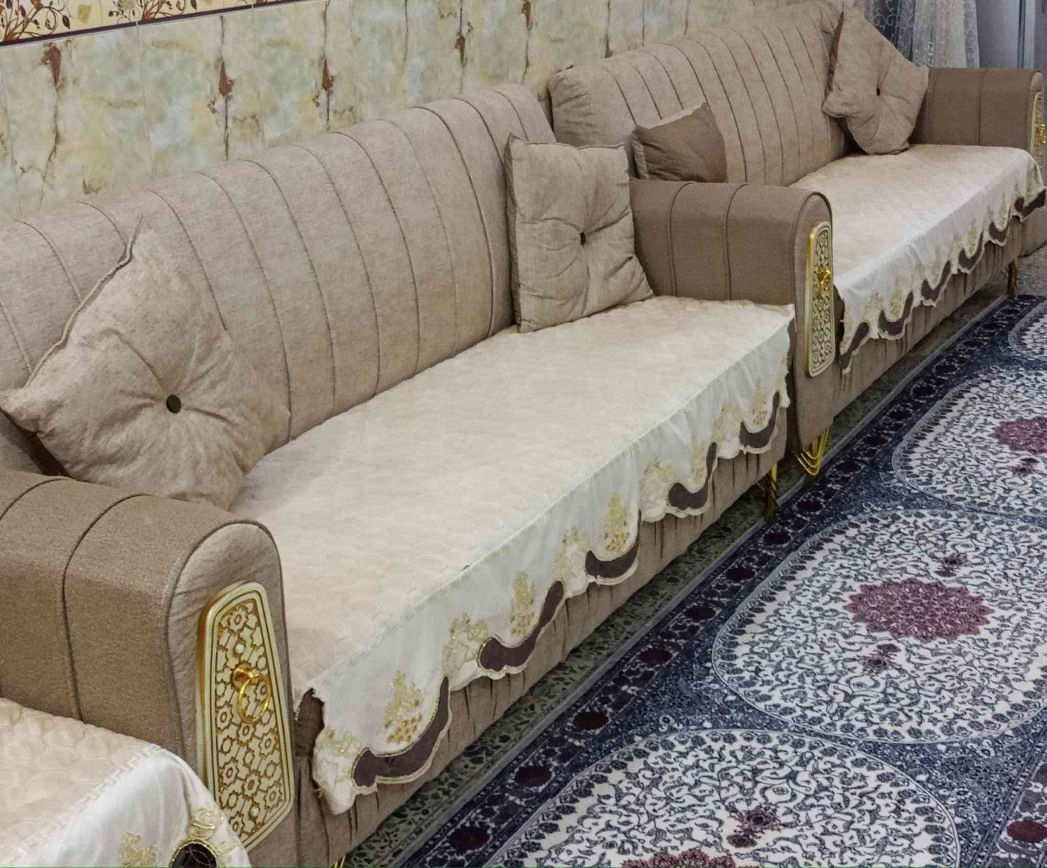 سلام عليكم تخم 9مقاعد التخم نضيف 100/100بكاني بغداد البلديات  السعر 400 الاستفسار عله الرقم***********
