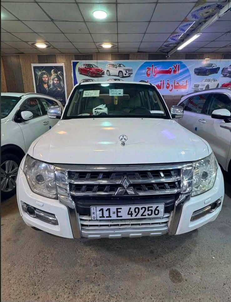 باجيرو ٢٠٠٨ سياره خليجيه وبسمي كفاله بيها شبر صبغ بجاملغ الخلفي سياره مابيها نقص كامله مكمله ٦سلندر سعرها ١١٠ وبيها مجال رقمي*********** مكاني البنوك
