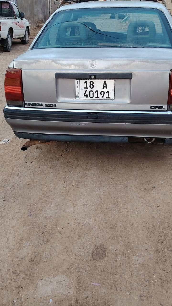 للبيع سياره اوبل موديل 92بسمي سعر 25او بيهه مجال //*********** مكلف بنشر
