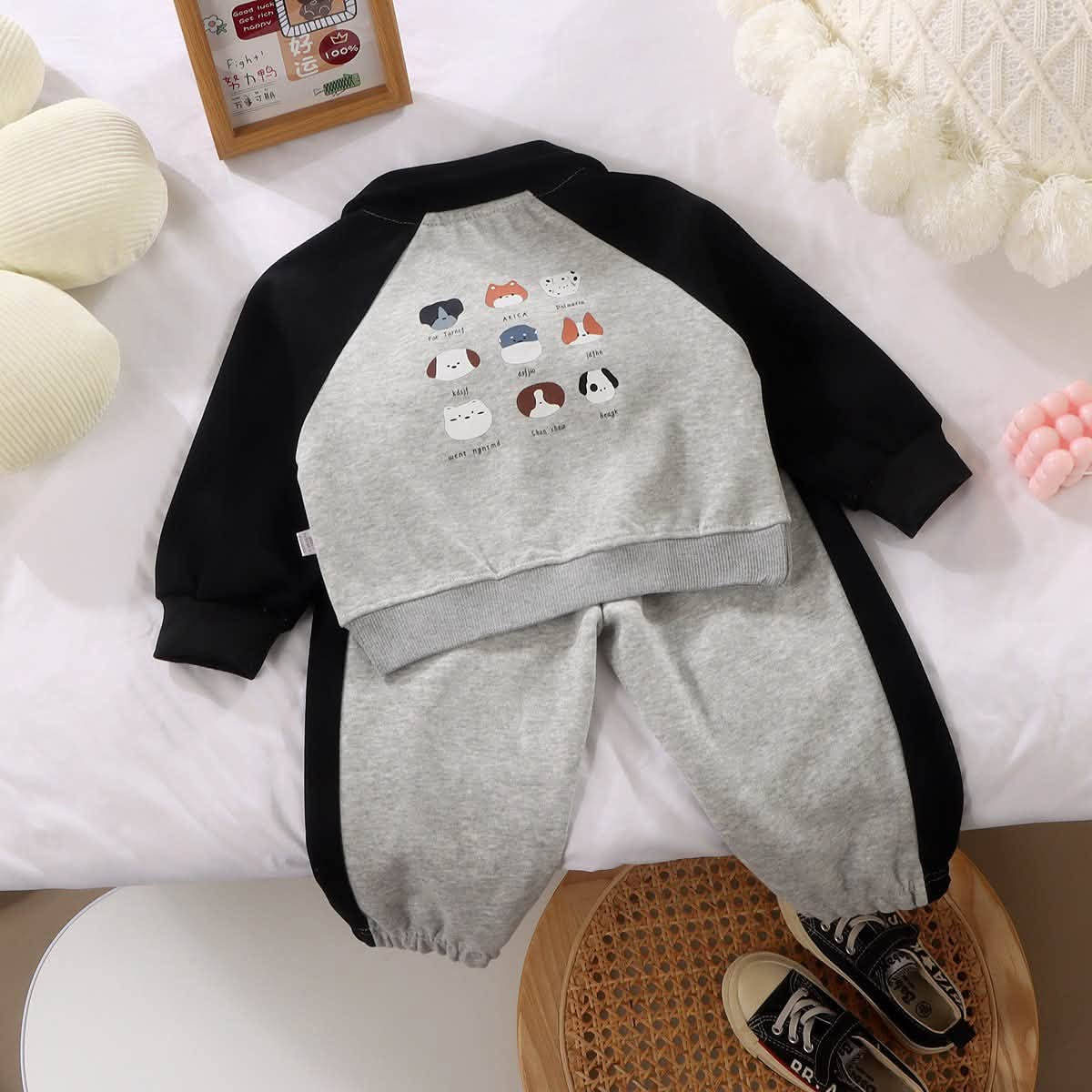 تراك ولادي جمال 🧿😍قطني حقيقة ♥️
العمر من (1-5) سنة
السعر:5.000

 ♥️🧿 💯⚜️🧿

💥💥💥💥

Sweet baby (الأفضل لطفلك )
يوجد خدمة توصيل داخل المحافظة وجميع محافظات العراق 🚗
العنوان :🗺🟢 حي الصدر قرب النادي الرياضي - مجاور مدرسة اوروك 
للحجز والاستفسار تواصل خاص او الاتصال على الارقام
***********-***********

#اكسبلور #اطفال #مستلزمات_اطفال #جيكو #ملابس_اطفال #العراق #السماوة #المثنى #افينت #اوفر #قاط #جملة #اغاني #تركيا #ترند #sweet #sweetbabygirls🎀

نص مكتوب في الصور:
- جملة عالم باربي فرع الزعفرانية
- 15/09/26
- سعر الدرزن/54 الف
- تراك ولادي بناتي
- القياس/2-3-4-5-6-7-8-9-10سنة
- ***********
- رقم الجمله واتساب فقط
- الدرزن(12قطعه)
- DREAMKOREABABY
- E A M K D R E A B A B Y