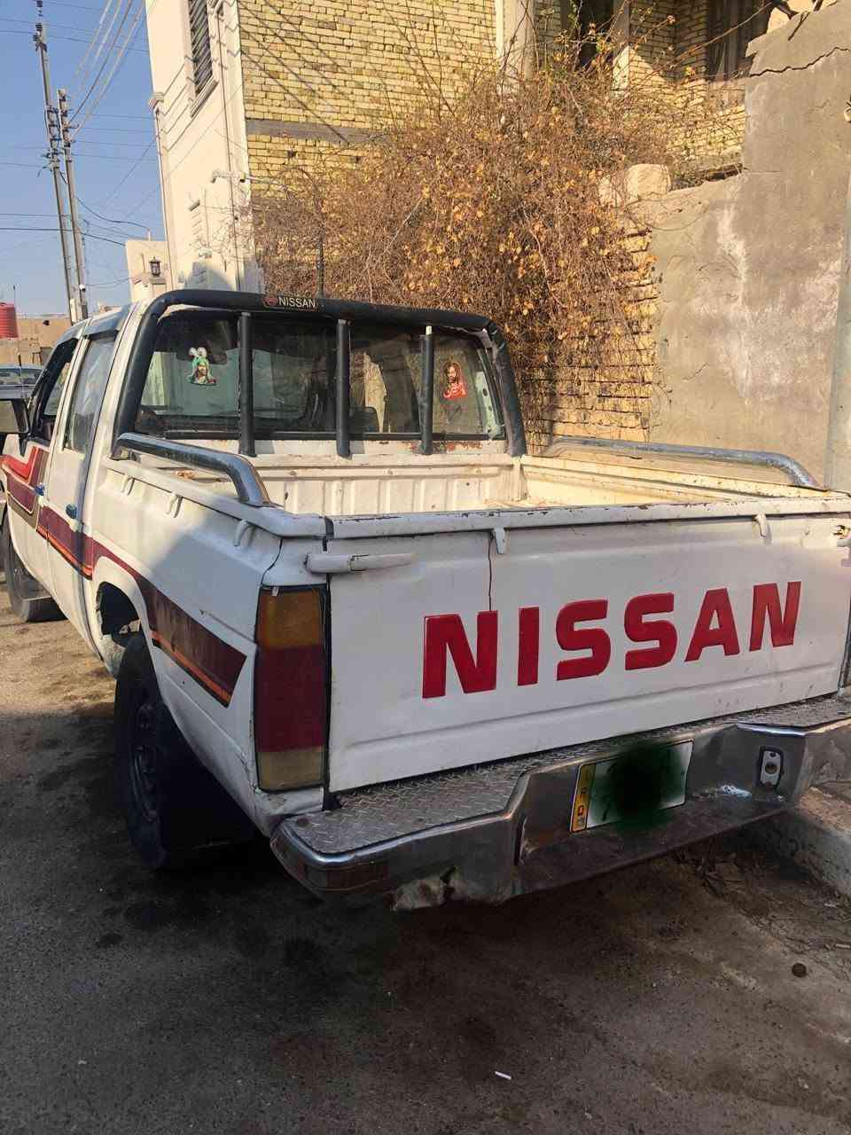 السلام عليكم
سيارة نوع نيسان للبيع موديل ٩٠ 
محرك , كير , حدادية جاهزة 
تحويل ثاني يوم 
المكان ـ محافظة البصرة 
للاستفسار الاتصال على الرقم التالي ***********
