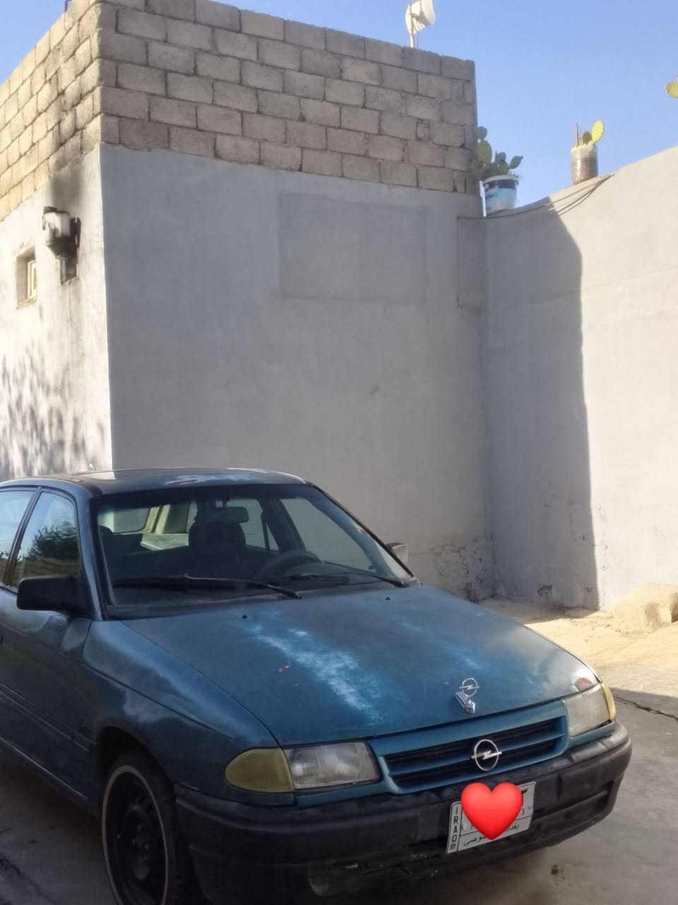 جمعه مبارك  استرا 1600 موديل 1993 رقم  بغداد كير عادي السعر 40 سنويه 2027 عنوان موصل توصل على هاذه الرقم الهاتف ***********
