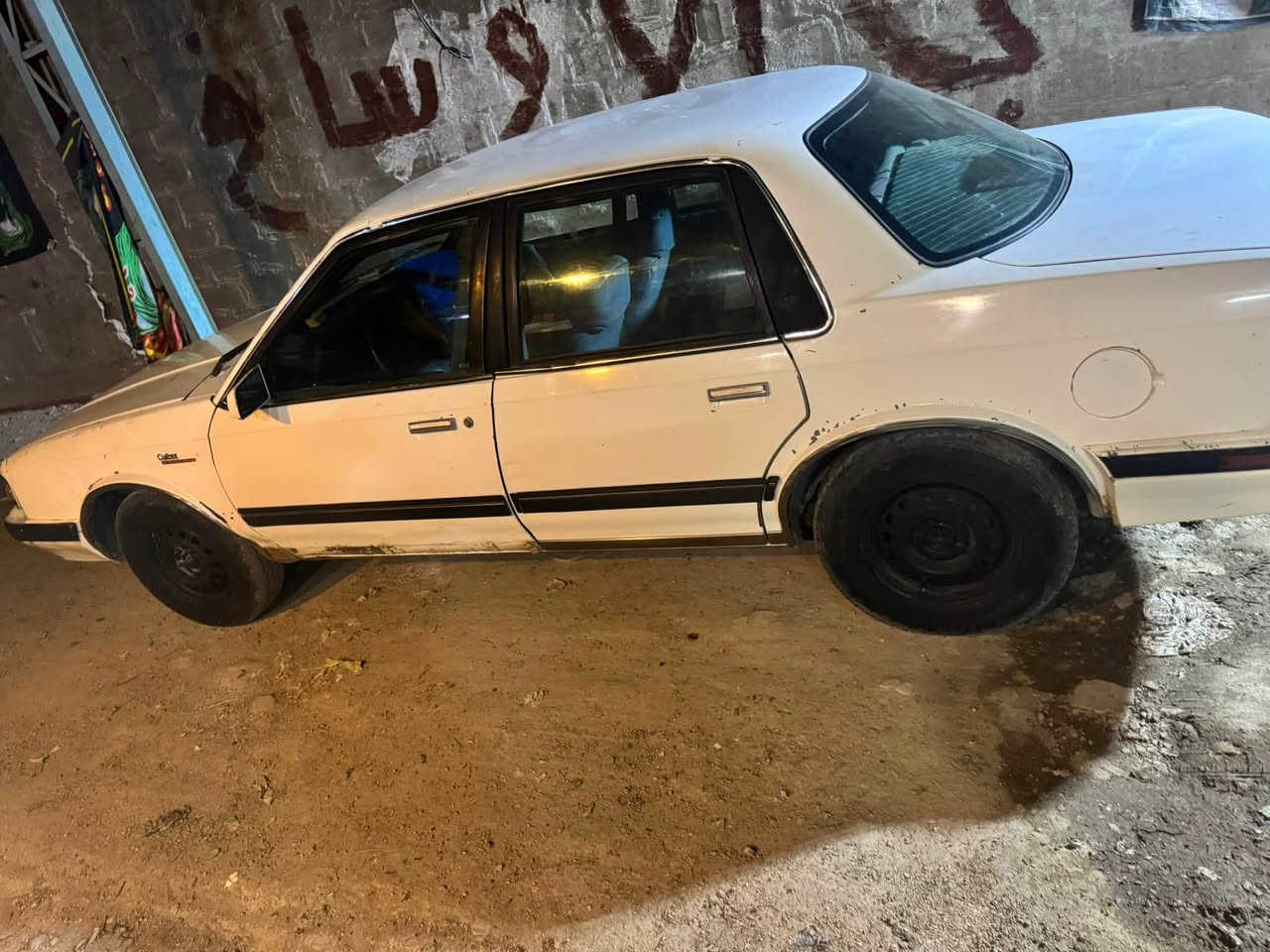 سلام عليكم مرخصة الدمان
اولدز للبيع موديل 90 رقم إنكليزي تحويل ثاني يوم 
السعر 27 
الهاتف ***********
