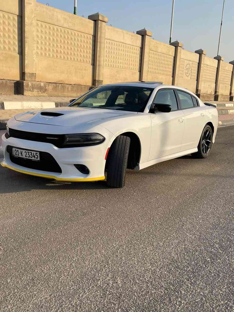 سلام عليكم حبايب جارجر
جيتي
موديل 19
الون ابيض 
رقمه سليمانيه تحويل ثاني يوم 
السياره خليجيه وكاله هارلم 
مواصفات 
شاشه جبيره 
شفتات استيرن 
كشن حضن 
فتحه بلقماره 
ومواصفات لجيتي المعروفه 
ماشيه 90اف 
لسياره جديده كلش واحلا من الصور 
السعر خاص حبايب 
 
مكاني كربلاء
لسياره بيه بارد بلباب لخلفي زغير كلش  اقل شبر
‭***********‬

‭***********‬ 
وتساب
