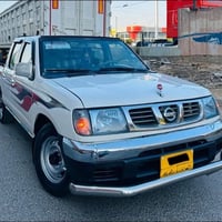 بيكاب نيسان • ٢٠٠١ • ٤ ورق