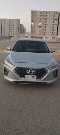 هونداي ايونك هايبرد موديل 22 نص فول وارد كندي ضرر جاملغ السكن امامي مب...