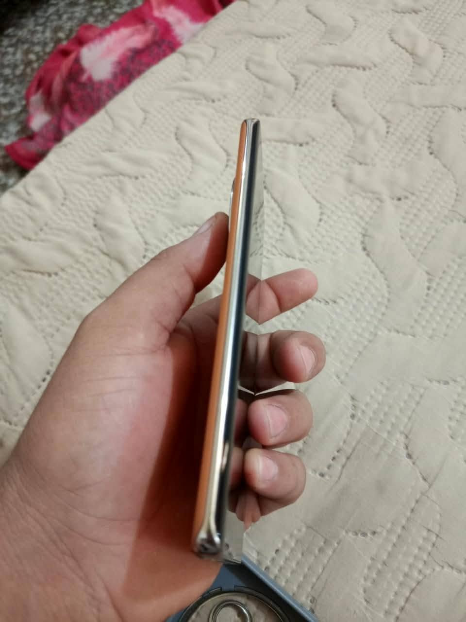 سلام عليكم هونر اكس تسعه سي جهاز نضيف وجديد كدامك ماداخل صيانه ابد ولامفتوح ولابيه شي كله شغال سعر 260 وبيه مجال قليل كلش مكاني ناصريه مركز ***********
