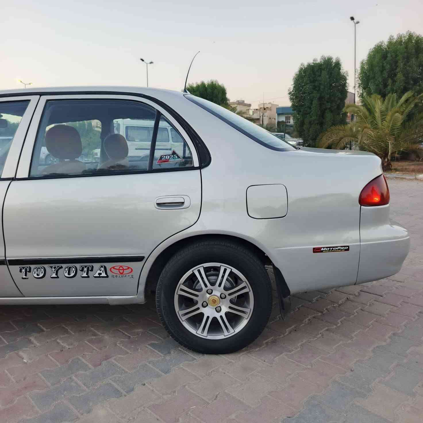 السلام عليكم (( للبيع ))
كورلا موديل 2000 نظيفه جدا يسرا بلاد رقم بغداد انكليزي سنوية وهزه جديده باسمي شرط التحويل مباشر 

كير ومحرك جديد مال حاوية اقتصاديه بالصرف صدر ورا وكدام بحاله جيده جدا والتبريد ثلج 🥶 غرفتها كلش نظيفه والبطاين جديده دوشمه جديده والارضيه جلد كهربائياتها كلها شغاله مابيها ولا كلوب ميشتغل 

ريمونت فتح الابواب + الصندوق تخم تاير جديد ويل كب رياضي صبغتها فرن درجه اولى جديد على ايدي لان صبغها جارد والتراي مفتوح وين يعجبك 

السعر :- ٦٣ ورقة وبيها مجال للطيبين 
العنوان :- بغداد الكاظميه 
الاتصال :- *********** 

السياره كلش حلوه ومرتبه وبالحقيقه احلى من الصور والي تصير من نصيبه احول السياره مباشرة مابقيها باسمي ربي يحفظكم
