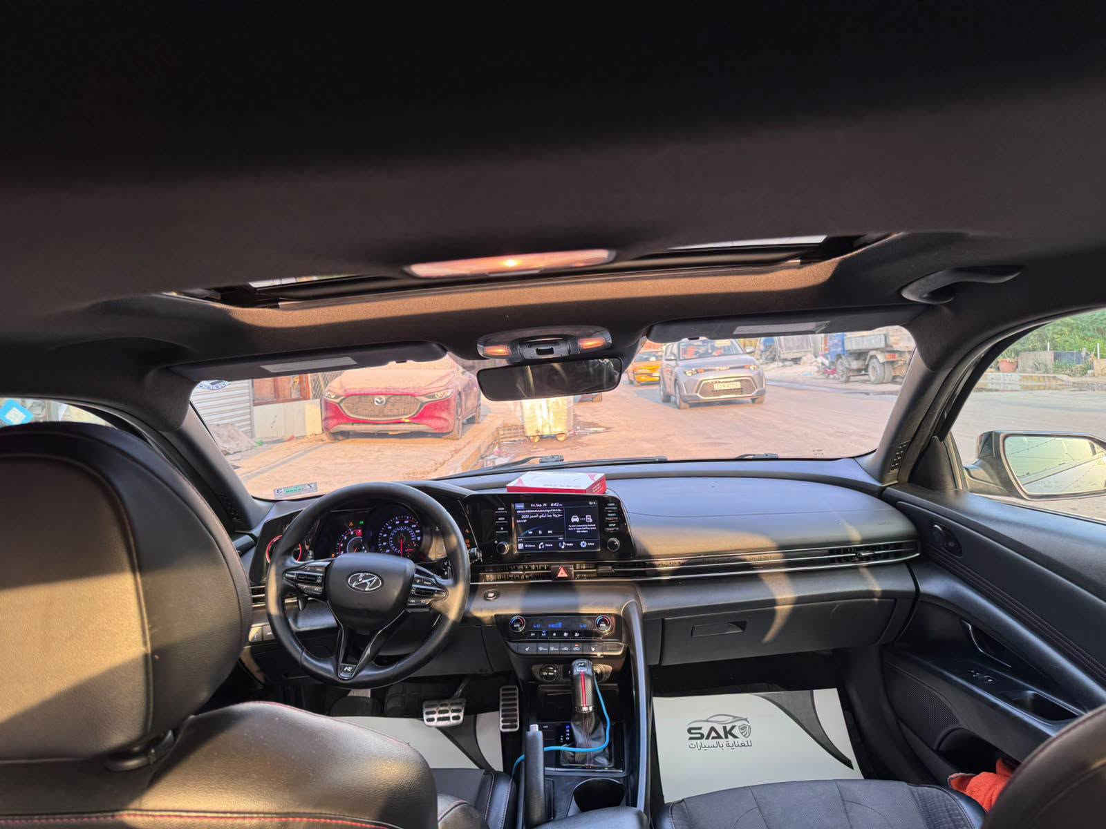 السلام عليكم 
جمعه مباركه 
يا الله بسعر البلاش بل عافيه ع صاحب نصيب 
النترا ان لاين موديل ٢٠٢٢ 
ماشيه ٧٥ الف مايل 
سياره فول مواصفات١/١ 
فول لفلول صور حادث مرفقه بلمنشور مع سونار 
مبدل بيهه بيبان ثنين بلادي نفس لون بدون قطره صبغ عدا جاملغ امامي نصه مصبوغ 
سياره نضيفه كلش حلوه وناصبه 
مواصفات ال ان لاين معروفه 
محرك ١٦٠٠ تيربو🚀
بصمه 
فتحه
كشن كهرباء 
نضام دبل سبورت 
سياره فول ١/١
السعر ١١٨ 
وبيهه مجال لشراي
مكاني بغداد الاعضميه 
***********
