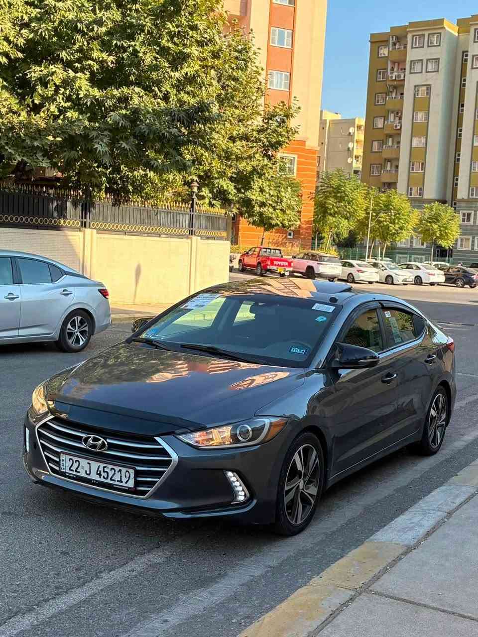 للبيع الالنترا موديل 2017 ماشية 110 الف ميل السعر 85
فول مواصفات 1/1 السيارة وارد كندي بدون حادث 
بيها 3 قطع فقط كلير بخ بدون معجون 
كير محرك تحويل تبريد تحويل غرامات بشرط 
مكان سيارة بغداد  رقم سنوية جديد السعر بلاش 
***********
