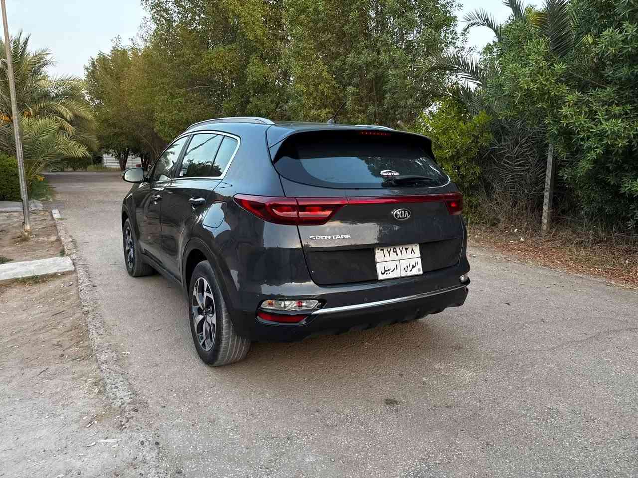 السلام عليكم 
سبورتج 2019 خليجي كفالة من الصبغ بيها فقط بارد فوك قفل البنيد كد كف الايد

السيارة ترايها مال زيرو جديده ونظيفة خير من الله برغي ممفتوح بيها مكينة كير بلاد تبريد ثلج
 
ملاحظة لونها لا فيلي ولا ازرق نيلي بالحقيقة يختلف ومذكور بالسنوية نفطي لكن هو ينطي للسمنتي 

مكاني بابل مشروع المسيب 

السعر 155 

***********
