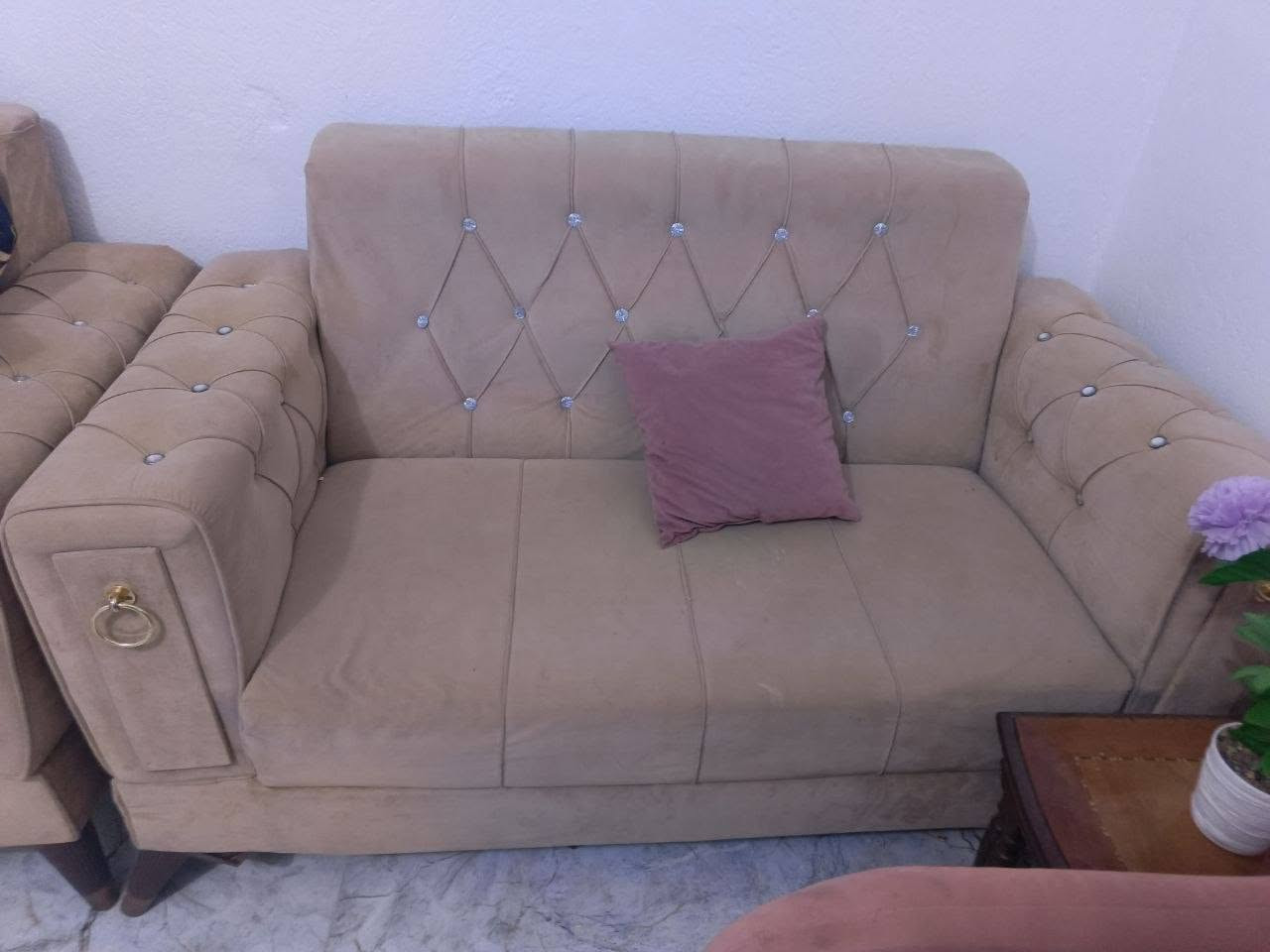 تخم عشره مقاعد البيع سعر 350 بي مجال واسط كوت زين قوس ***********
