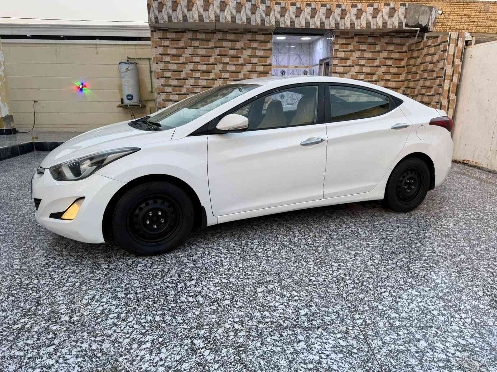 النترا موديل 2016 وارد خليجي رقم ذي قار مشروع وطني  تحويل سنويه مجدده 28 مكينه وكير جدد تخم تاير جديد حداديه جديده تبريد شغال حادثه باب فقط ولباقي كفاله من كلشي 
السعر 108 وبيه مجال
***********
***********
