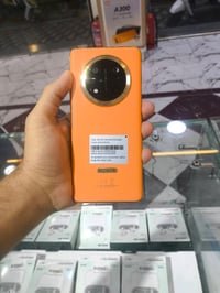 جهاز هونر x9c . ذاكرته .256  عشوائيه 12  بسعر 400 قفل