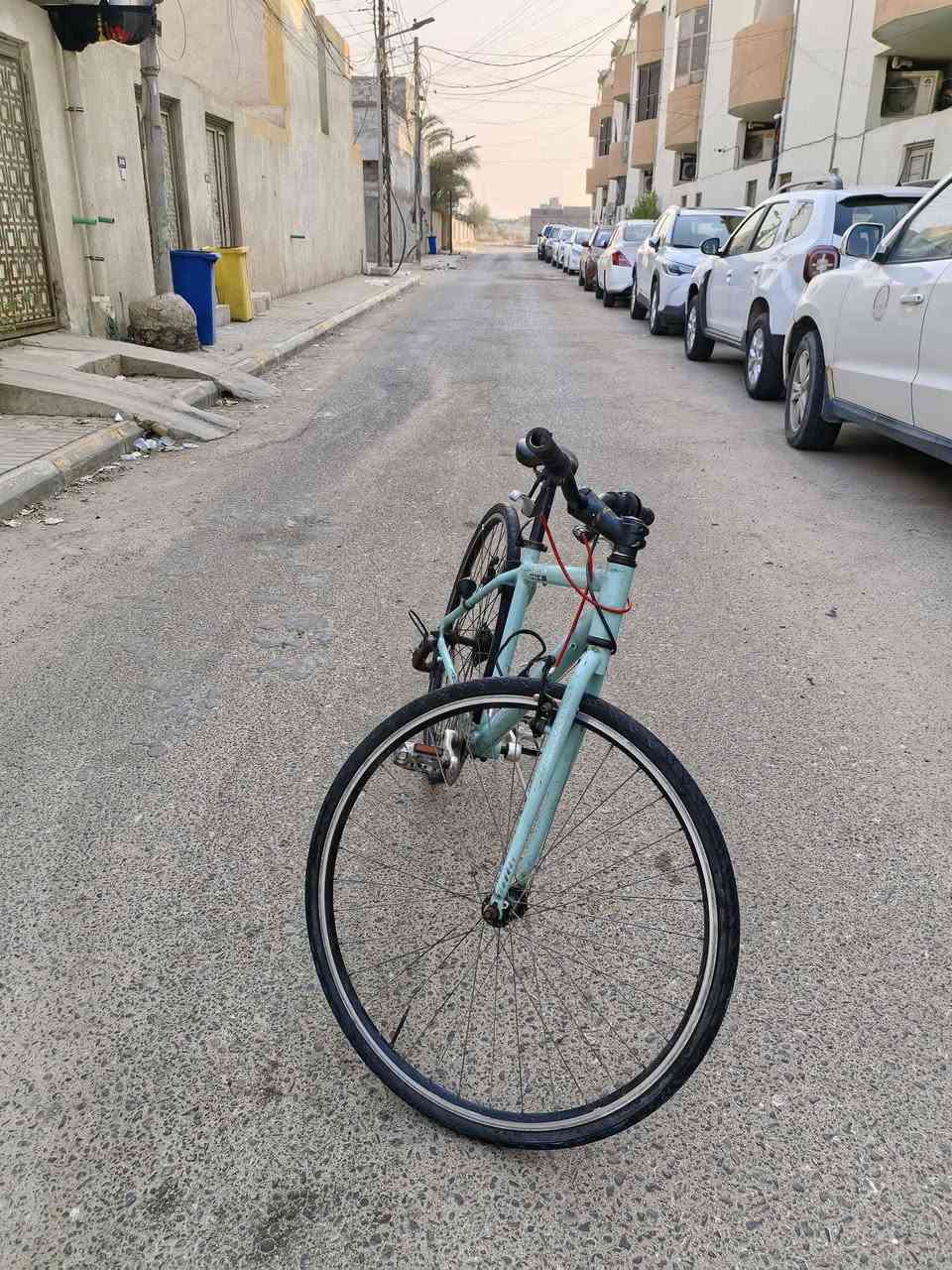 بايسكل ياباني للبيع ست بدالات خلفيه مكينته شيمانو ياباني البايسكل باله عوزه زنجيل بس ماخذه قبل شهرين استعملته اقل من شهر وتركته معدنه المنيوم خفيف كلش *********** البصرة, العراق
