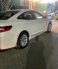 ازيره • ٢٠١٣ • مشيه ٢٠٠ الف