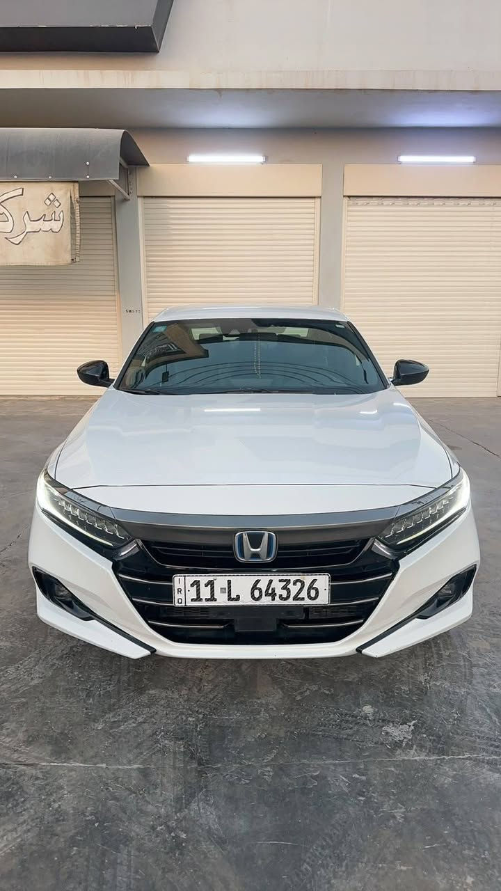 السلام عليكم ورحمة الله وبركاته
للبيع او مراوس حسب القناعه 
هوندا اكورد سبورت موديل 2022
رقم بغداد دولي الجديد
محرك 2000 هايبرد 
السياره كلين بدون حادث
ماشيه ٧٨ مايل  قابل للزياده
سيارة جديدة بدون اي نقص
تحويل مباشر ثاني يوم
السعر 170 ورقة وبيها مجال شي بسيط
للإستفسار ***********
