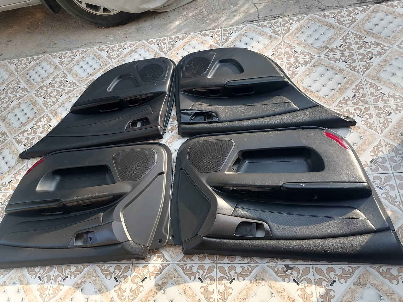 تخم بطاين ابواب كيا اوبتما يرهم خليجي امريكي
شرط زيرو مابيهن لاكسر ولا تصليح حاويه
السعر 120 الف 

تحكم بورد تبريد موديل 9 و 10  مال فول حاويه شرط الشغل سعر القطعه 70 الف بدون إطار
