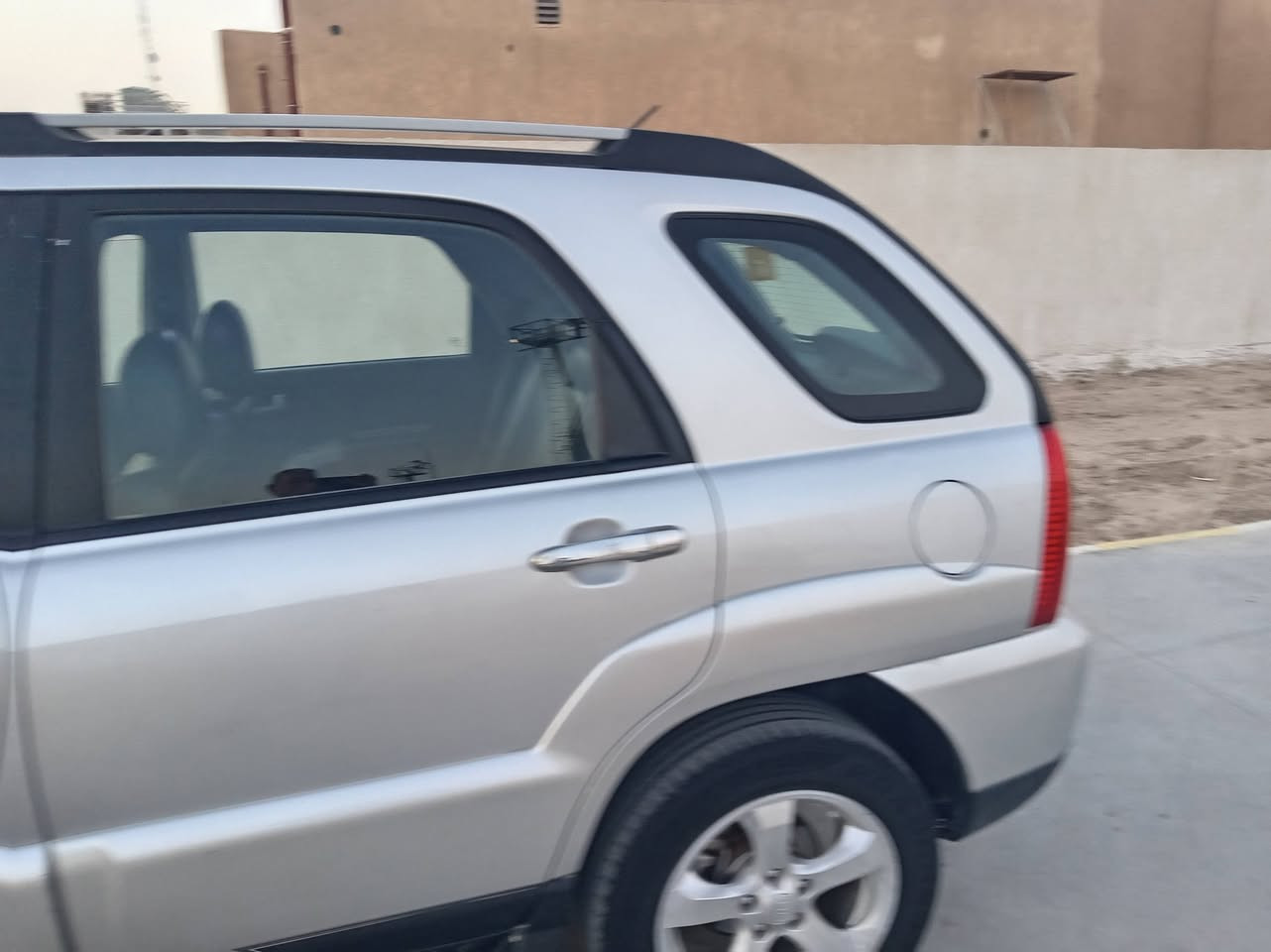 سبورتج ٢٠١٠ بغداد كامل مواصفات العنوان ديالى العنبكيه ناحيه السلام السعر ١١٠ وبيهة مجال الاتصال على الرقم ***********

