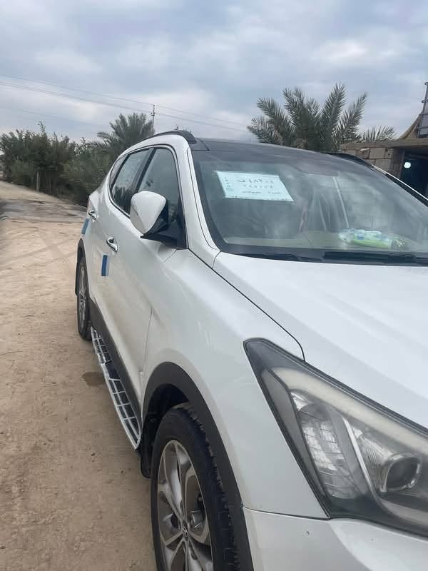 السلام عليكم سيارة سنتافي للبيع موديل 2013 مكفولة كفاله عامه رقم بصرة تحويل  فول موصفات اخر درجه تبريد 3 قطع تدفئه بل كشنات محرك 2400 دوش 7 راكب نظام مثبت سرعه مانع نزلاق بنوراما حساسات  
سعر خاص
رقم الهاتف ***********
