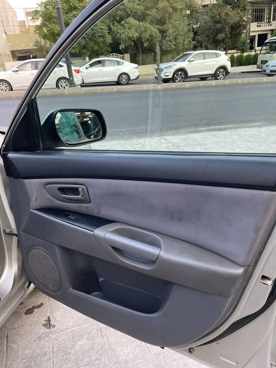 مازدای ۳ 
۲٠٠۸ ڕەقەم سلئمانی 
سەنەوی تازە 
جام کارەبای 
مەکینە گەورە 
گئڕ ئۆتۆماتیک 
شاشە ئایپات
تەحویل و براوە و خرامە بەشەرت
۷٠ کەمیک مەعامەلە
ژم.***********---*********** السليمانية, العراق

