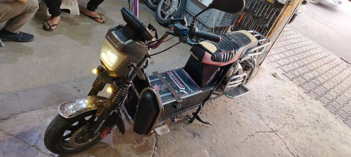 سلام عليكم
جبلي البيع ٢٠٢٥ منفوخه بطارياته نضيفه سعر325
وبيهه مجال بصيط رقم ***********
