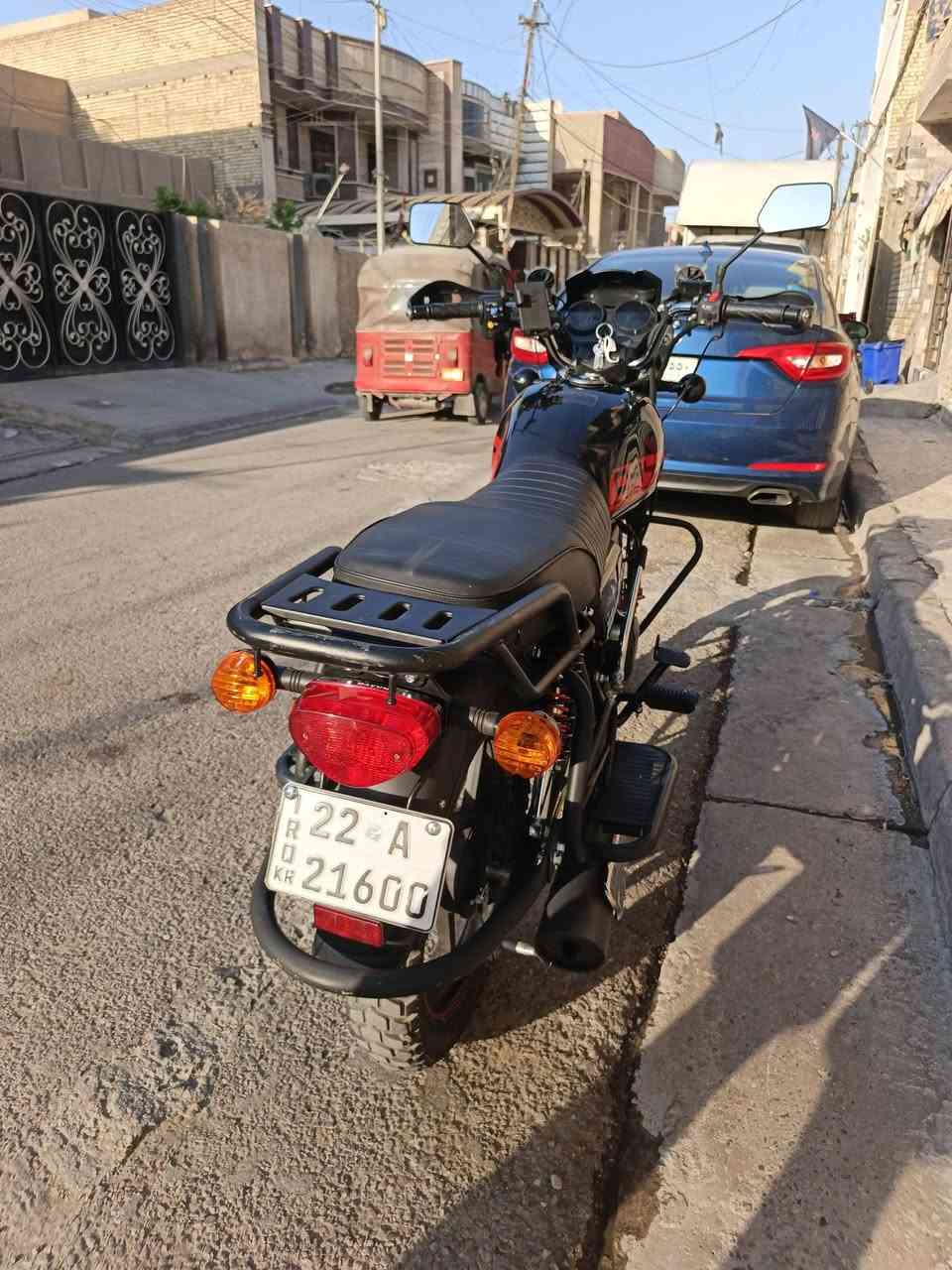 السلام عليكم
دراجه دايون 200cc للبيع دراجه ماشيه 10000 حقيقي 100٪ مكفولة كفاله عامه برغي ممفتوح بيهه دراجه خير من الله مرقم اربيل لوحتين انكليزي سنويه تحويل بيهه سويجين وبصمتين نزلتهه بشهر الخامس صارلهه 4 اشهر عندي رايدهه ب2700 مليونين وسبعمية الف بيهه مجال بسيط كلش حك الجيه مكاني بغداد البلديات رقمي ***********
