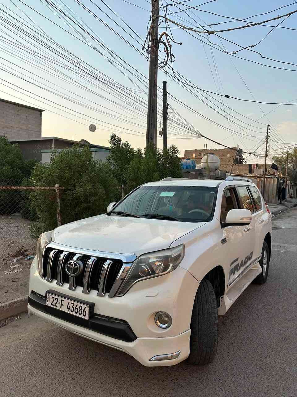 السلام عليكم للبيع برادو موديل 12 السيارة كاملة من كير مكينه تبريد تايرات مكفول من الحادث والصبغ مكينة 4 سلندر مكانه بغداد الرصافة السعر 215 ورقه هاتف ***********تحويل او وكالة حاضر تحياتي للجميع
