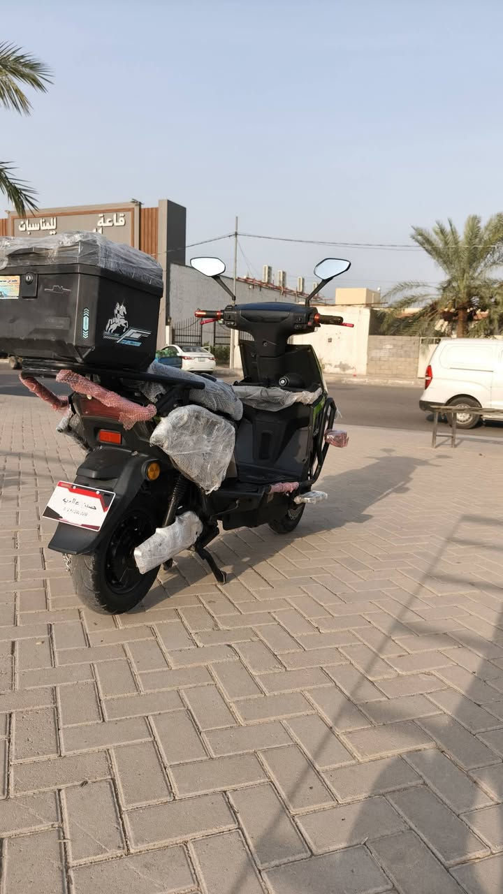 سكنس • ٣٥٠ كيلو • بطاريات ٤٦ أمبير