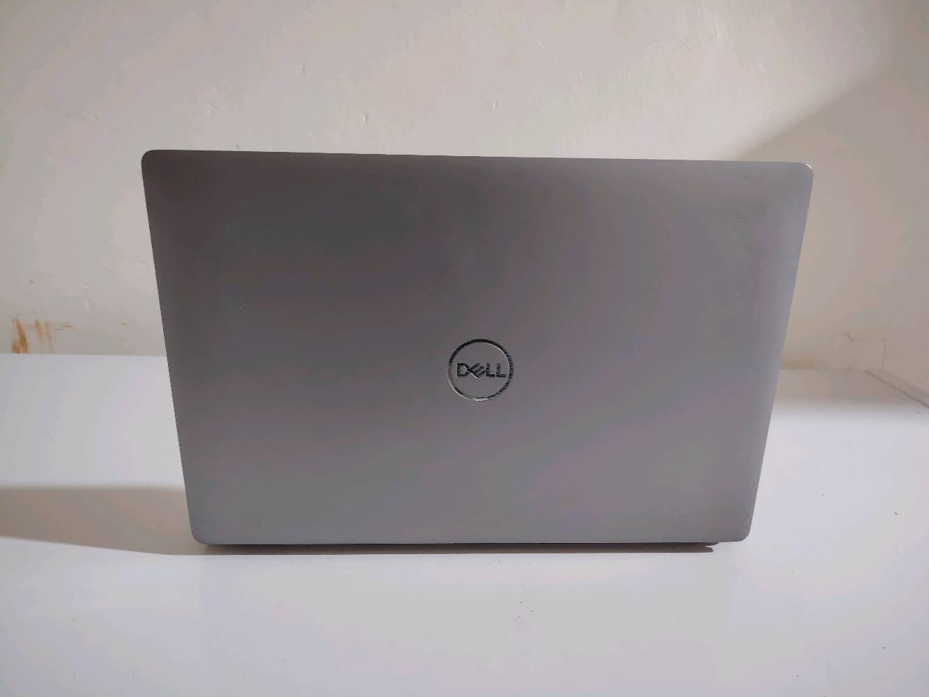 ديل لاتيتيود 5410 • i5 الجيل العاشر • رام 8GB