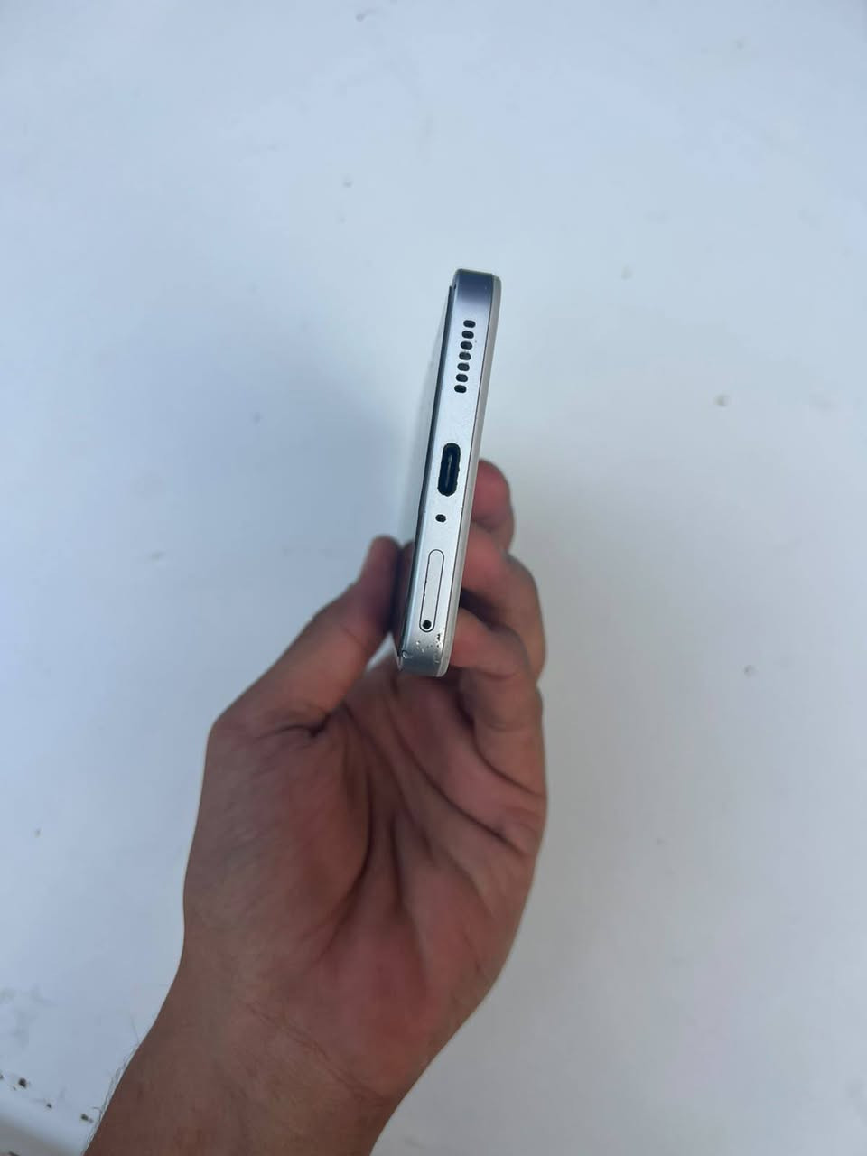 .
الجهاز: Tecno Pova 7 5G الترا 
الذاكرة والرام: مساحة تخزين 256  جيجابايت للأداء السريع والناعم.
المعالج: معالج MediaTek Dimensity 7300 القوي، يقاتل بالألعاب ويدعم شبكات الـ 5G.
البطارية: بطارية ضخمة جداً تكفيك وتزيد، وتدعم الشحن السريع. الجهاز لا مفتوح ولا مبدل بي قطعة ولا داخل صيانة 
الجهاز بي خدوش قليلة بل شاصي ولا بي اي قطر بل شاشة 
السعر 350 قفل مكاني بغداد حي النصر
***********
